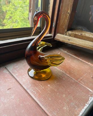 Cigno vintage in vetro artistico ambra