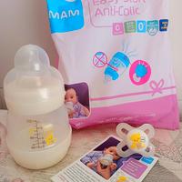 Set MAM biberon anticolica + ciuccio 