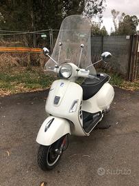 Vespa 300 GT S