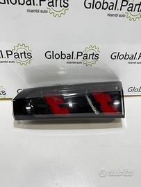 Stop posteriore dx interno Peugeot 2008