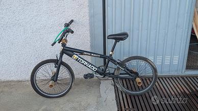 Bici BMX Tornado Royal Bugatti 