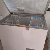 Congelatore a pozzetto 