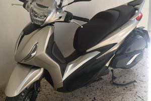 Piaggio Beverly 400