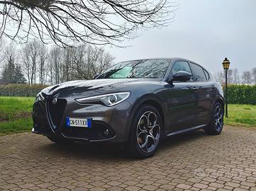 Alfa Romeo Stelvio 2.2 Turbodiesel 210 CV AT8 Q4 V