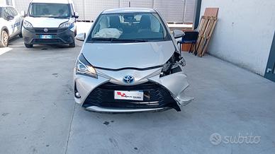 Toyota Yaris 1.5 Hybrid 5 porte Style SINISTRATA