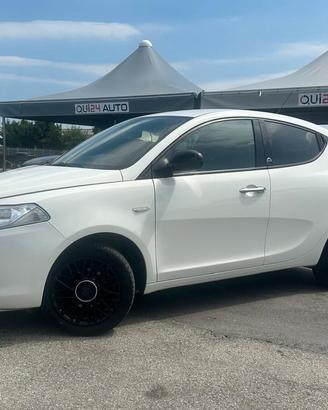 Lancia Ypsilon 1.4 Unyca Ecochic GPL KM CERTIFICAT