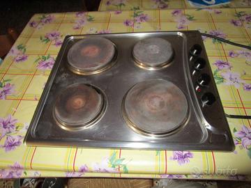 piano cottura da incasso marca Candy