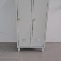 ARMADIETTO SPOGLIATOIO