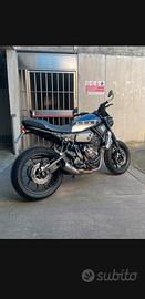 YAMAHA XSR 700