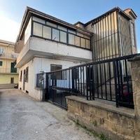 Fabbricato bifamiliare Grumo Nevano centro