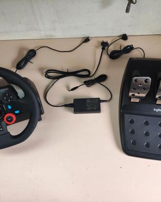 Volante e pedaliera Logitech G29 Driving Force