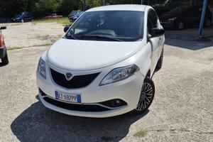 Lancia Ypsilon 0.9 TwinAir 85 CV 5 porte S&S Silve
