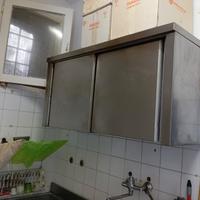 scolapiatti e mobiletto ripostiglio 