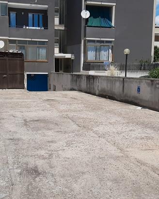 Locale uso deposito con ufficio- Quartu Sant'Elena