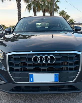 Audi Q2 35 TDI quattro S tronic Identity Black