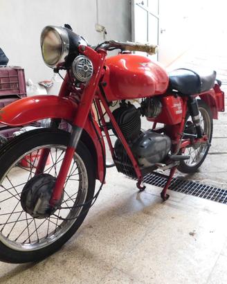 Moto Guzzi Stornello