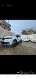 AUTO renault captur
