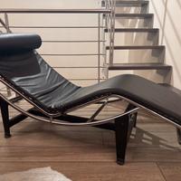 chaise longue