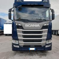 Trattore stradale Scania Volvo Semirimorchi frigo