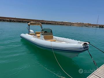 JOKER BOAT CLUBMAN 26 – Suzuki DF250AP 250CV-100h