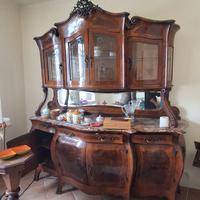 mobile bombato stile luigi XV