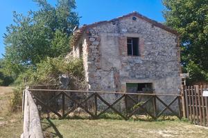 I prati di stroncone rudere