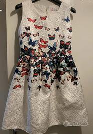 Vestito smanicato