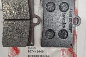 Pastiglie freno Brembo 07BB1535 P4 30/34