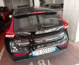 Volvo v 40
