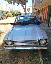 Ford Escort 940 iscritta A.S.I  (da ristrutturare)
