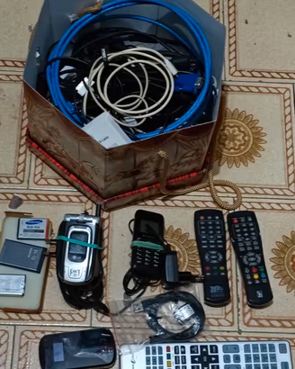 cellulari+cavi