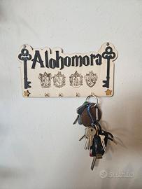 Appendichiavi “Alohomora” in legno – Harry Potter