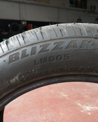 Pneumatici Invernali Bridgestone Blizzak