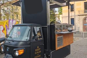 Ape Car per caffetteria itinerante
