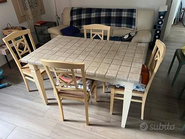 Tavola+sedie SCAVOLINI