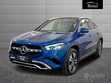 MERCEDES - VETTURE GLA 180 d Automatic N61278