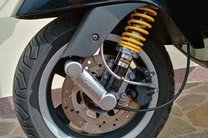 Vespa300 gts Super ammort. Pinasco Paioli