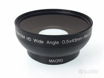 Aggiuntivo grandangolare