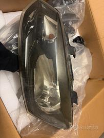 Fanali anteriori VW Polo