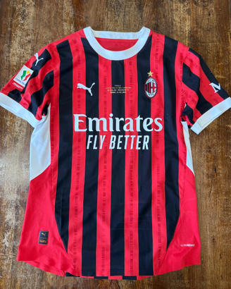 maglia Rafa Leao Milan indossata