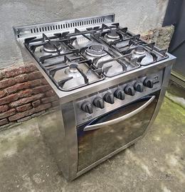 Cucina GAS LOFRA Inox 5 Fuochi Forno Professionale