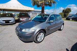 Renault Mégane 1.5 dCi 100CV 5 Porte