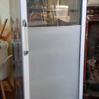 VETRINA NEGATIVA PER ESPOSIZIONE