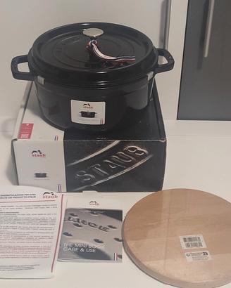 Staub Cocotte 24cm + Sottopentola Magnetico