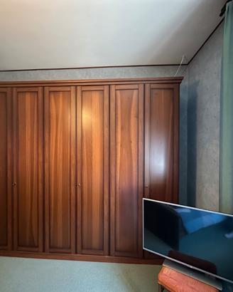 mobile grande camera e comò