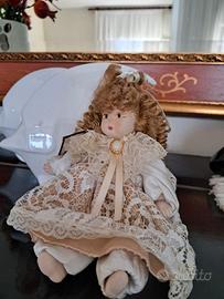 Bambola di porcellana biscuit Capodimonte