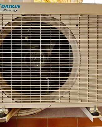 Condizionatore DAIKIN 12000btu monosplit