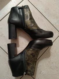 Tronchetti Stele in pelle con tacco - nuovi