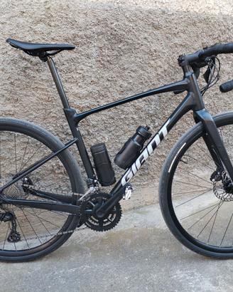 Bicicletta Gravel Giant Revolt 0 taglia M