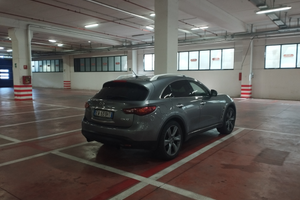 Infiniti QX 70 S